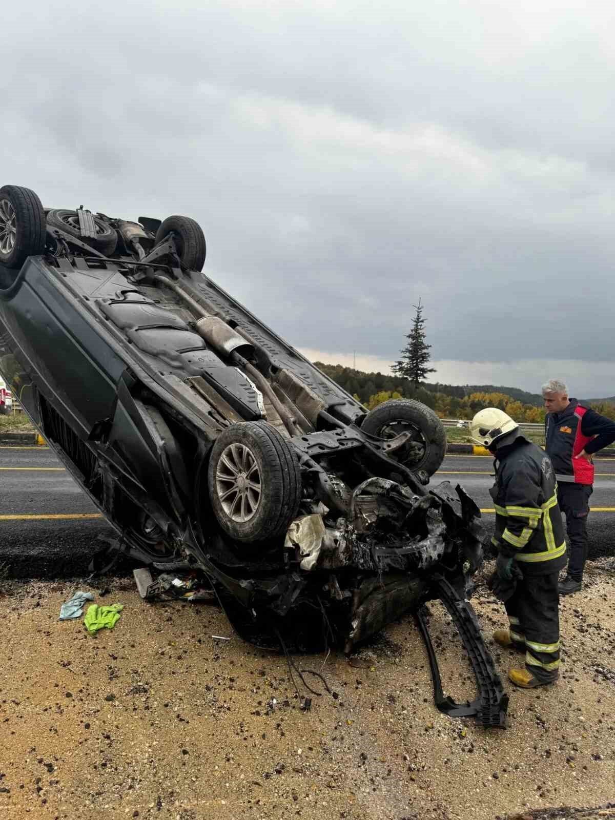 Kastamonu’da Takla Atan Hafif Ticari Araçta Sürücü Yaralandı