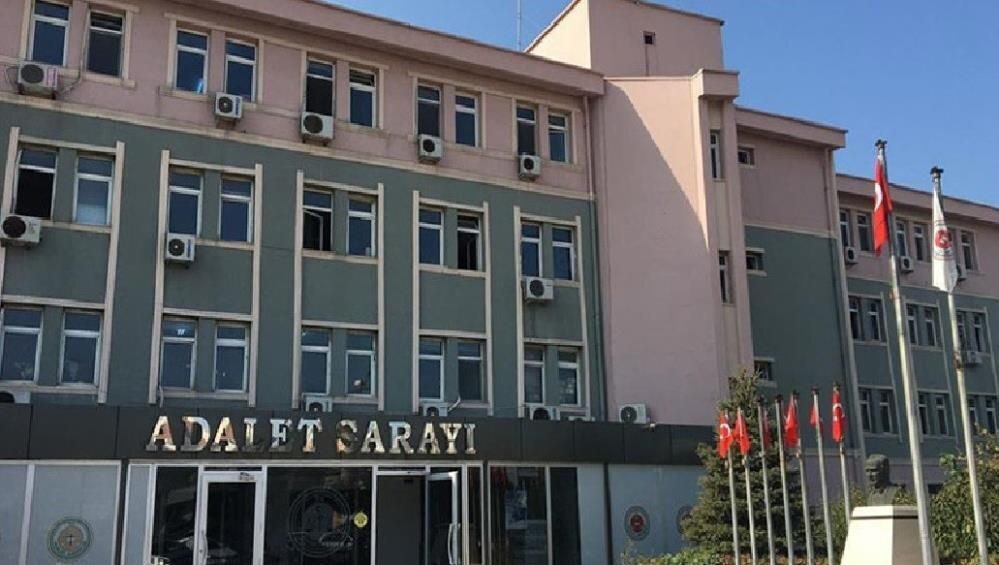 Denizli'deki kasten öldürme olayının şüphelileri C.B. (22) ve H.B. (40),