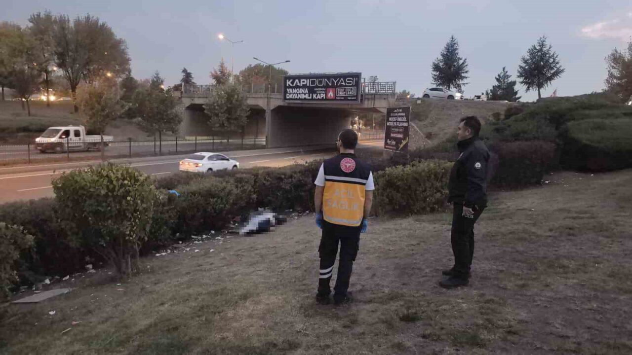 Bursa'nın İnegöl ilçesindeki köprülü kavşakta bulunan cansız bedenin 22 yaşındaki