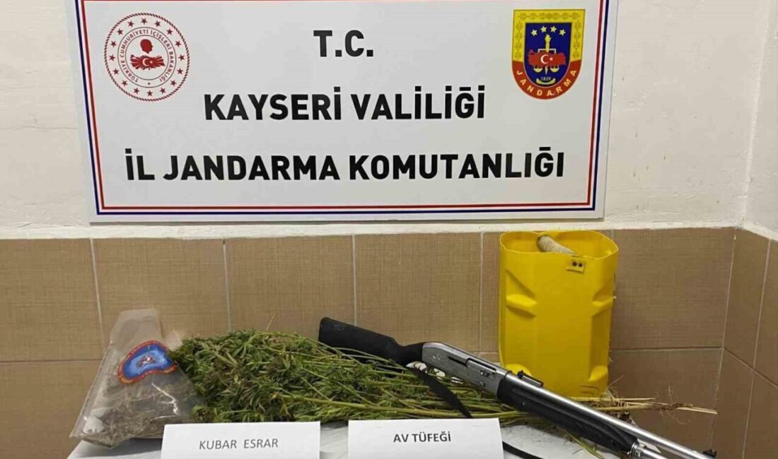 Kayseri'de jandarma, Özvatan ilçesinde A.K.'yu gözaltına aldı. Yapılan aramalarda 1