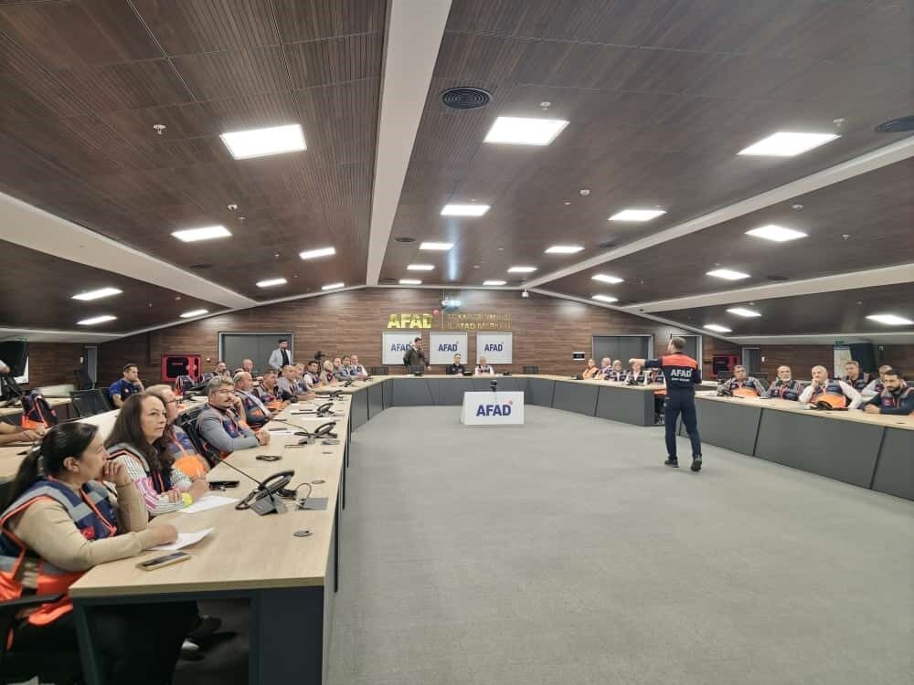 Kayseri'de AFAD İl Müdürlüğü, "Muhtarlar Destek AFAD Gönüllüsü Oluyor" projesiyle
