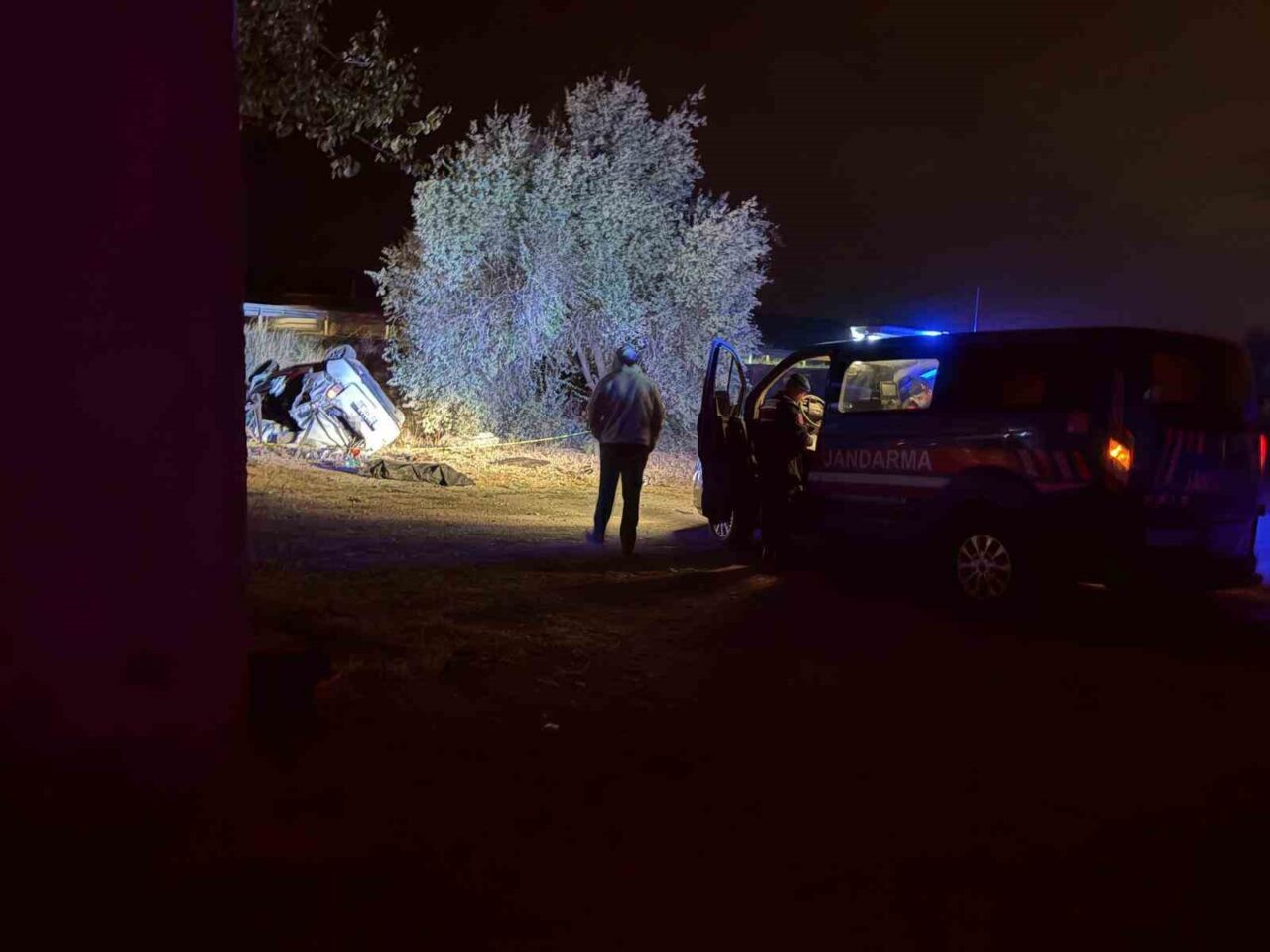 Kayseri'nin Kocasinan ilçesinde meydana gelen kazada, H.E. (76) yönetimindeki otomobil