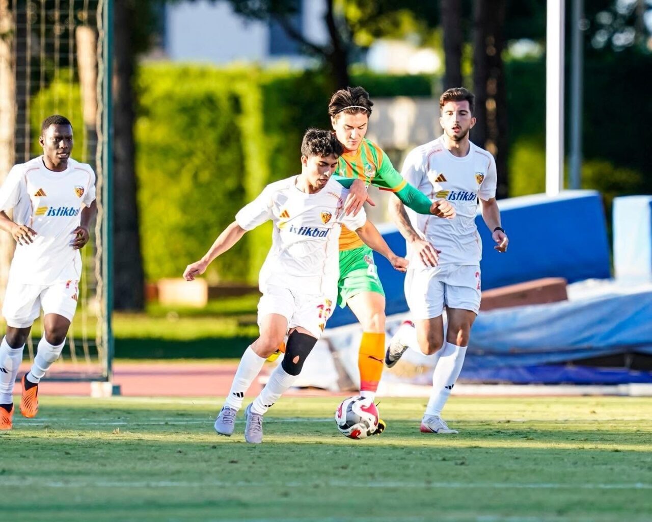 Kayserispor, 2025-2026 sezonunun ilk 8 haftasında galibiyet alamadı. 5 beraberlik