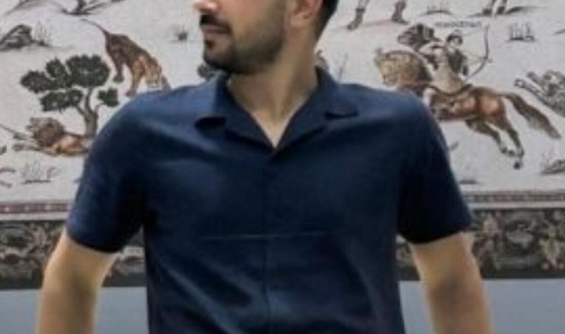 Bismil’de Motosiklet Tıra Çarpması Sonucu Üniversite Öğrencisi Hayatını Kaybetti Diyarbakır'ın Bismil ilçesinde motosiklet, tıra arkadan çarparak kaza yaptı. Batman