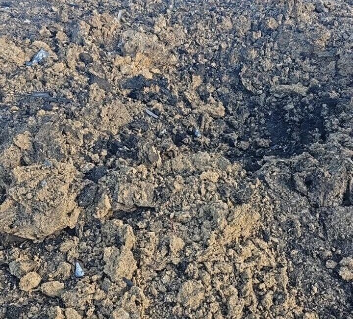 Kazakistan’da Kaynağı Bilinmeyen İHA Patladı, Olayda Can Kaybı Yok Kazakistan'ın Batı Kazakistan bölgesinde, menşei bilinmeyen bir İHA'nın patladığı bildirildi.