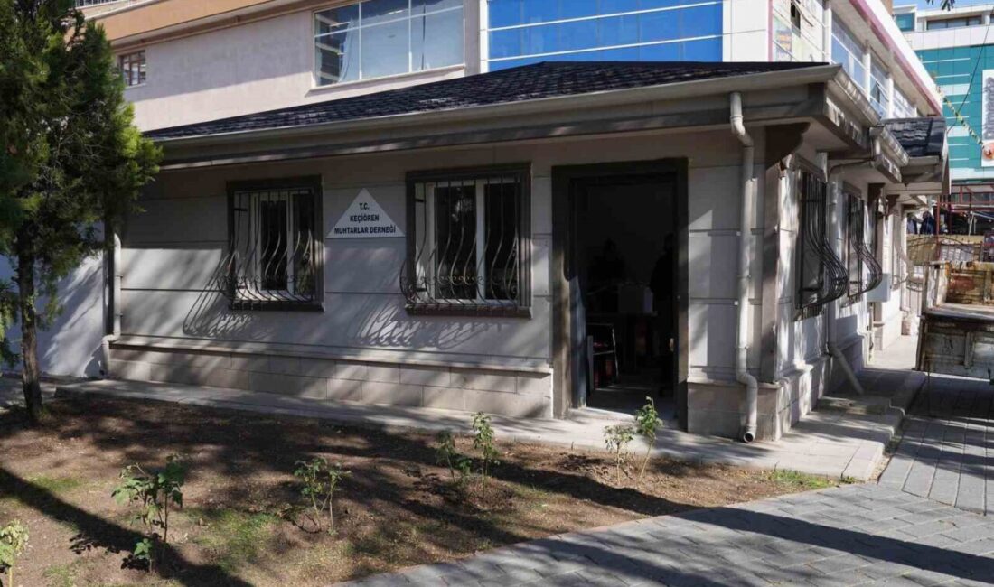 Keçiören Belediye Başkanı Mesut Özarslan, 19 Ekim Muhtarlar Günü'nde muhtarlarla