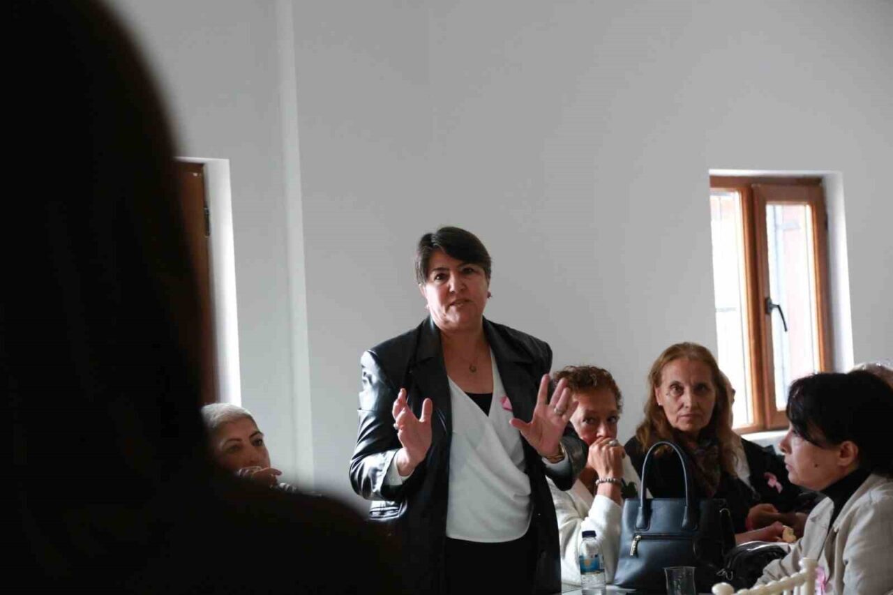 Keçiören Belediyesi, kadın sağlığına odaklanmak için "Meme Kanseri Farkındalık Eğitimi"