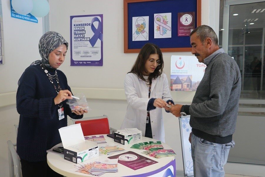 Kemah Sağlık Merkezi’nden Erken Kanser Teşhisi İçin Farkındalık Faaliyetleri