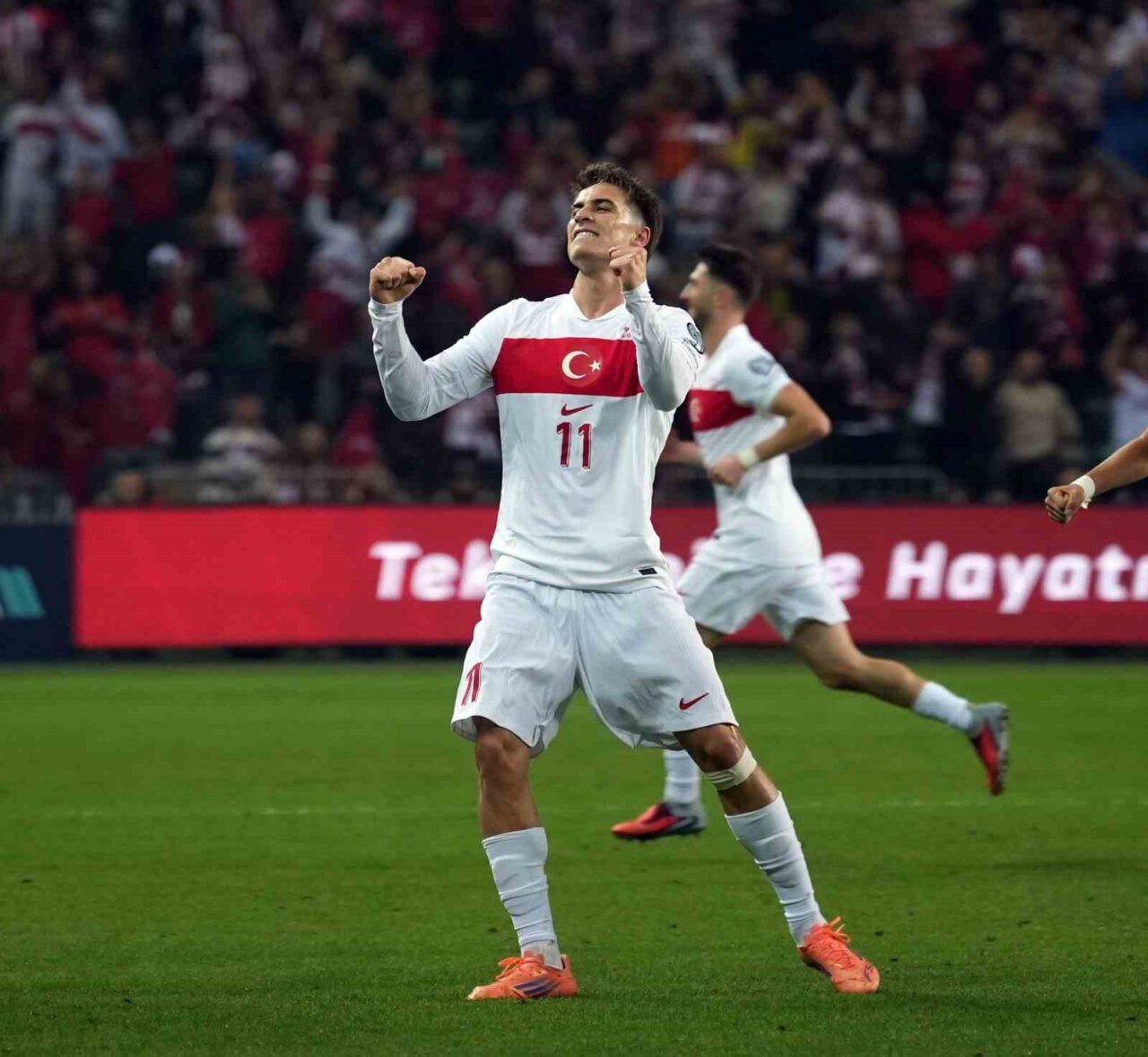 Juventus oyuncusu Kenan Yıldız, 2025 Akdeniz Mükemmelliyet Ödülü'ne layık görüldü.