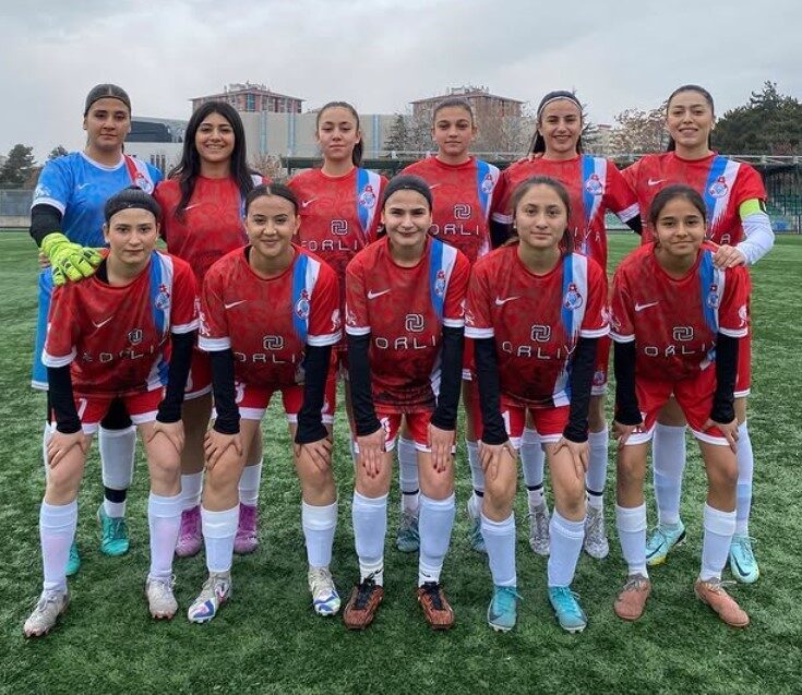 Türkiye Futbol Federasyonu (TFF) Kadınlar 2. Ligi'nin fikstür çekimi Riva'da