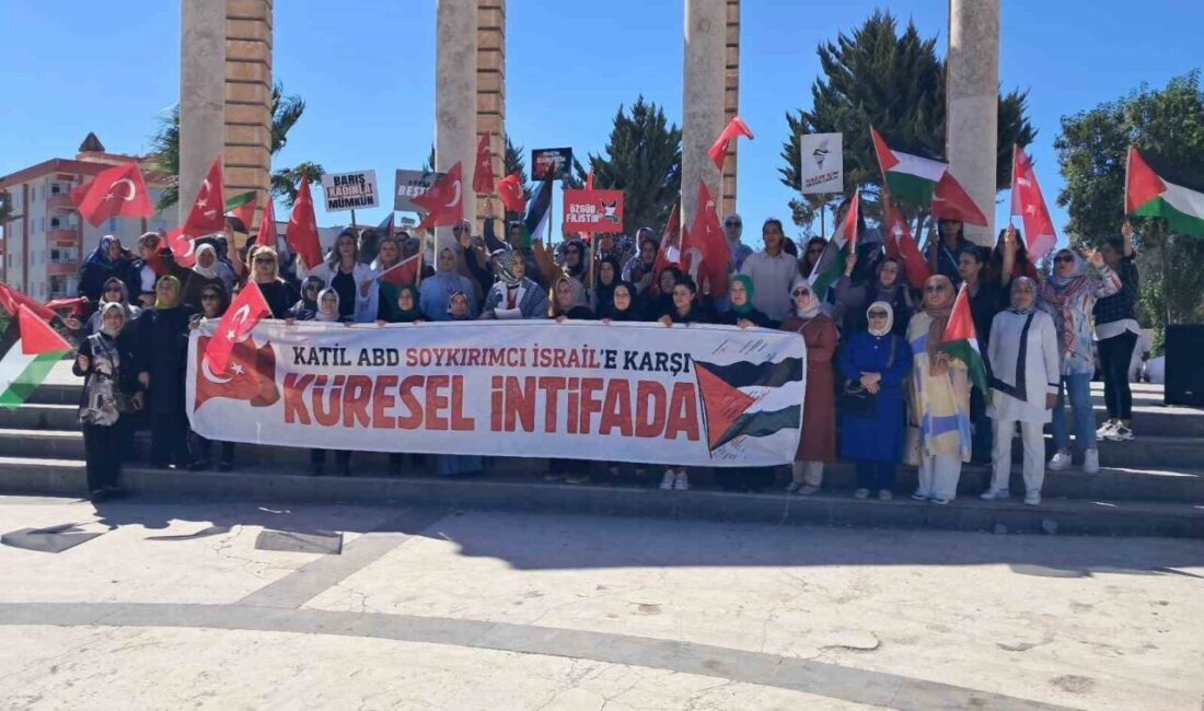 Gazze Çığlığına Ses Olmak İçin Kilis’te Kadınlar El Ele Verdi Kilis'te, Gazze'deki zulmün yıl dönümünde kadınlar, Recep Tayyip Erdoğan Meydanı'nda