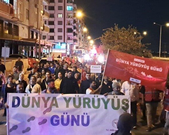 Kilis’te düzenlenen Dünya Yürüyüş Günü etkinliğinde, sağlıklı yaşam vurgusu yapılarak
