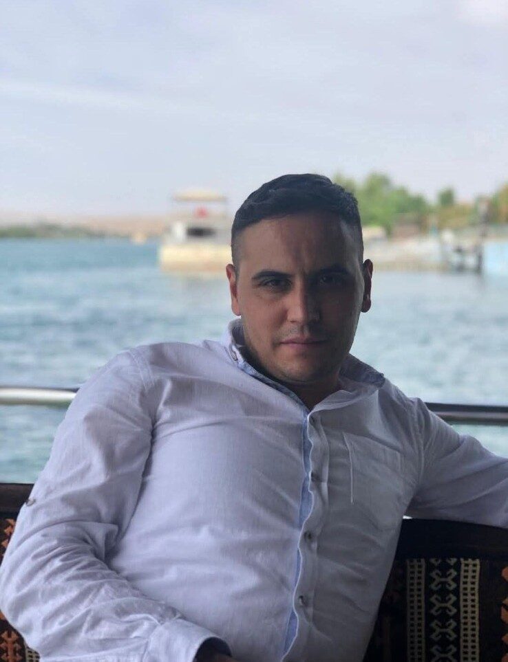 İzmir'in Kınık ilçesinde meydana gelen trafik kazasında Şuayip Onbaşı yaşamını