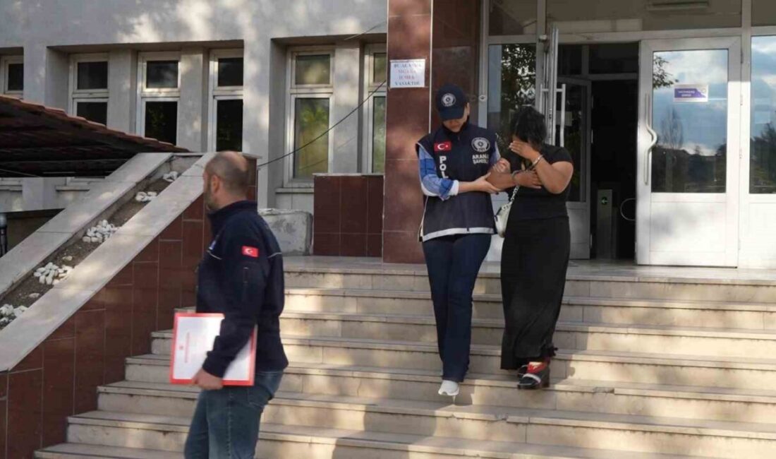 Kırıkkale’de 29 yıl 5 ay hapis cezası bulunan firari hükümlü, düzenlenen operasyonla yakalandı. Kırıkkale'de 29 yıl 5 ay hapis cezası bulunan C.G., polis