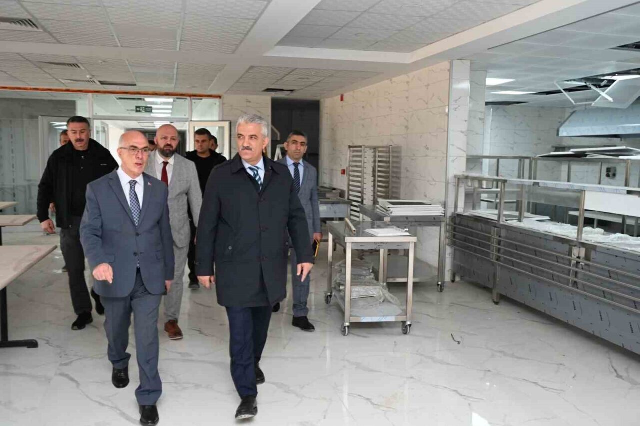 Kırıkkale Valisi Mehmet Makas, 200 yataklı Diyanet Akademisi Dini İhtisas