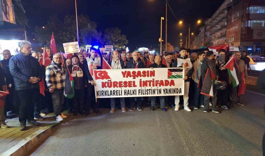 Kırklareli'de Filistin'e Destek Platformu, Gazze için yürüyüş düzenledi. Katılımcılar, Karagöz