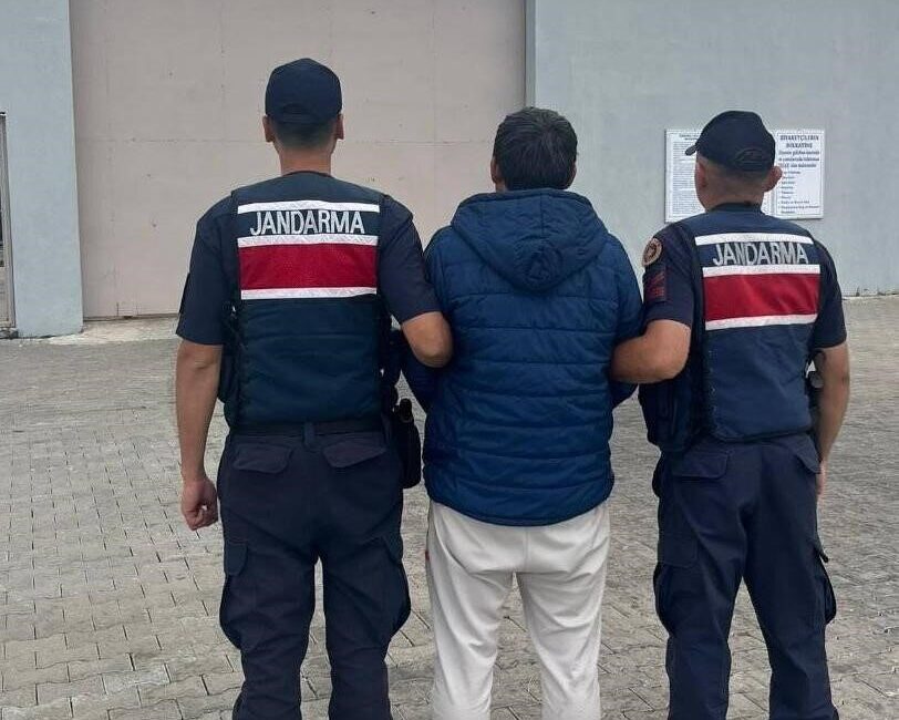 Kırşehir İl Jandarma Komutanlığı ekipleri, hakkında 4 yıl 2 ay