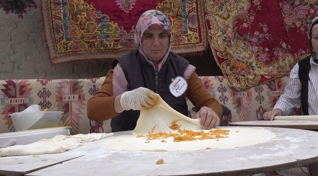Eskişehir'deki 3. Kızılinler Bal Kabağı Panayırı, Nermin Gençtürk'ün özel tarifle