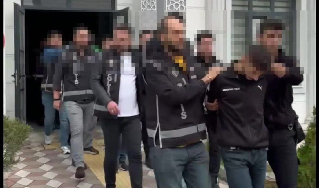 Kocaeli'de bir iş yerine silahlı saldırı düzenleyen suç örgütüne yönelik