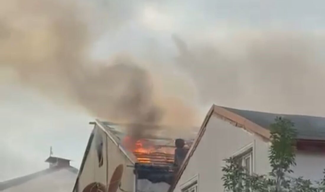 Kocaeli’de Bir Binanın Çatısında Yangın Çıktı, Duman Mahalleyi Sardı Kocaeli'nin Körfez ilçesi Yeniyalı Mahallesi'nde bir binanın çatısında çıkan yangın,