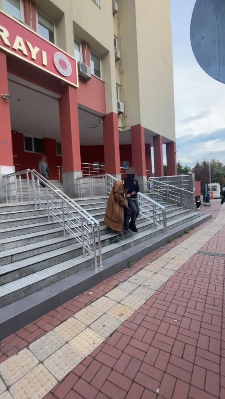 Kocaeli Emniyet Müdürlüğü, göçmen kaçakçılığına yönelik bir operasyonda 3 Suriye