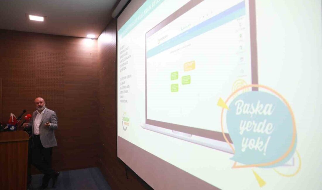 Kocasinan Belediyesi’nin Çözüm Merkezi ile Vatandaş Talepleri Hızla Sonuca Ulaşıyor Kocasinan Belediye Başkanı Ahmet Çolakbayrakdar, Çözüm Merkezi'nin vatandaş taleplerini hızla