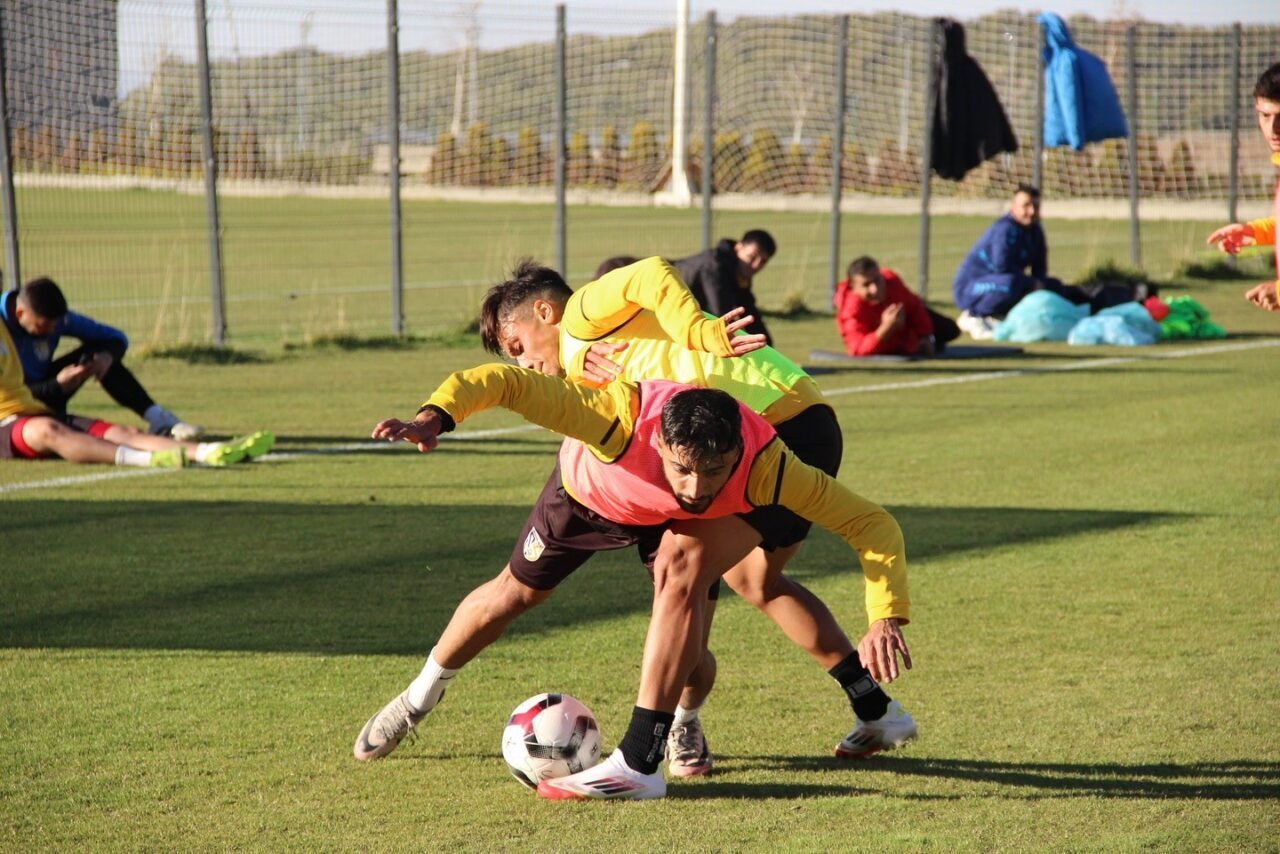 Kocasinan Şimşekspor, bu sezon Bölgesel Amatör Lig'de Kayseri'yi temsil edecek