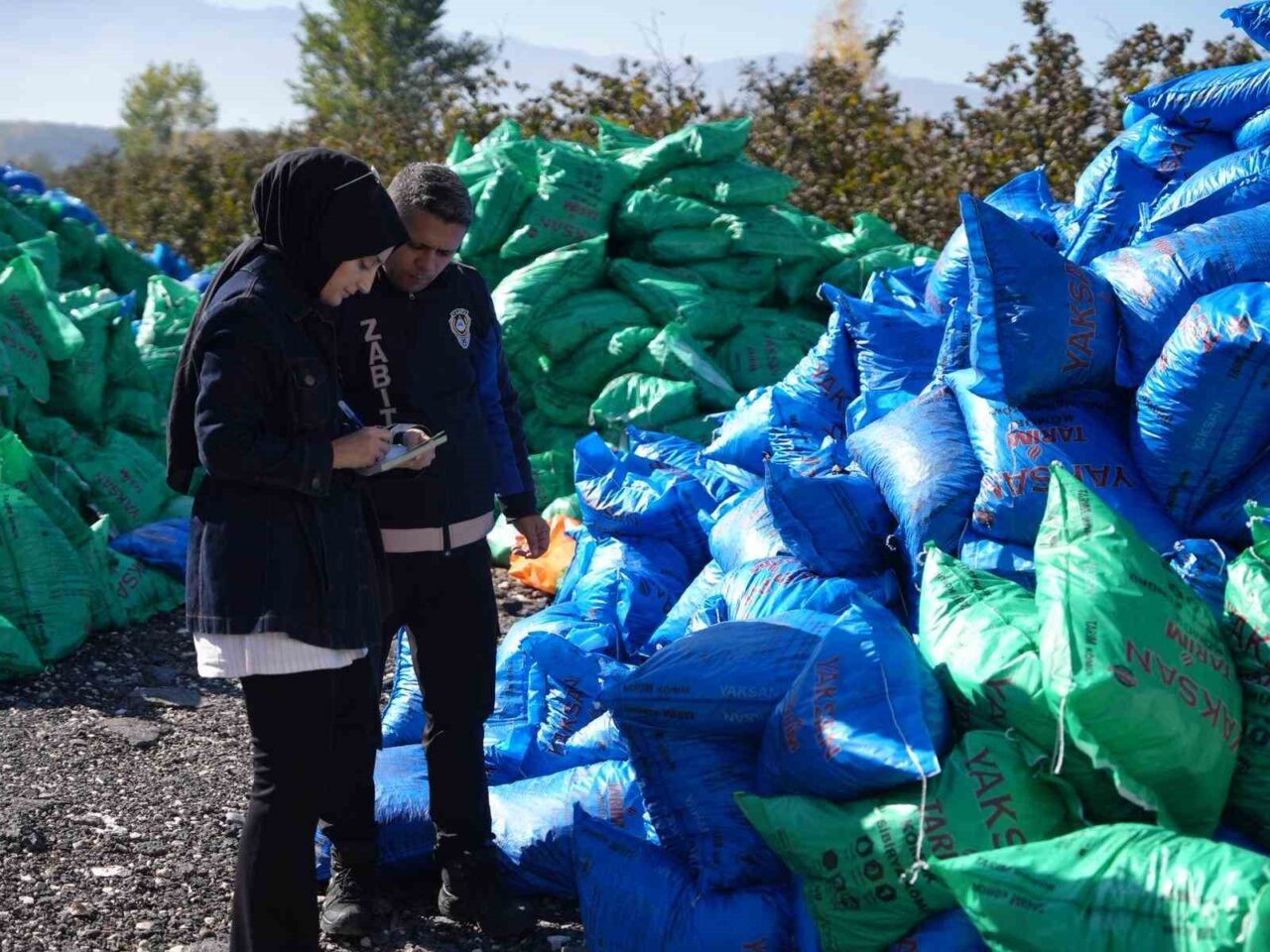 Düzce Belediyesi, kış öncesi katı yakıt denetimlerini artırdı. İklim Değişikliği