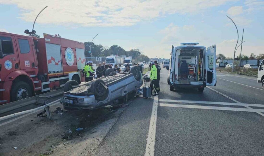 Çerkezköy’de Kontrolden Çıkan Araç Takla Attı: Sürücü Hastaneye Sevk Edildi Tekirdağ'ın Çerkezköy ilçesinde H.İ. yönetimindeki otomobil, direksiyon hâkimiyetinin kaybedilmesi sonucu