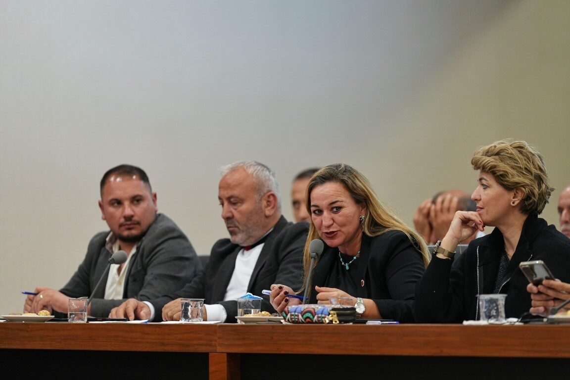 Konyaaltı Muhtarlar Meclisi Dördüncü Kez Toplandı, Başkan Kotan Mahalle Sorunlarını Dinledi