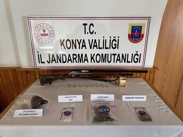 Konya'nın Ereğli ve Çumra ilçelerinde gerçekleştirilen uyuşturucu operasyonlarında 510 gram