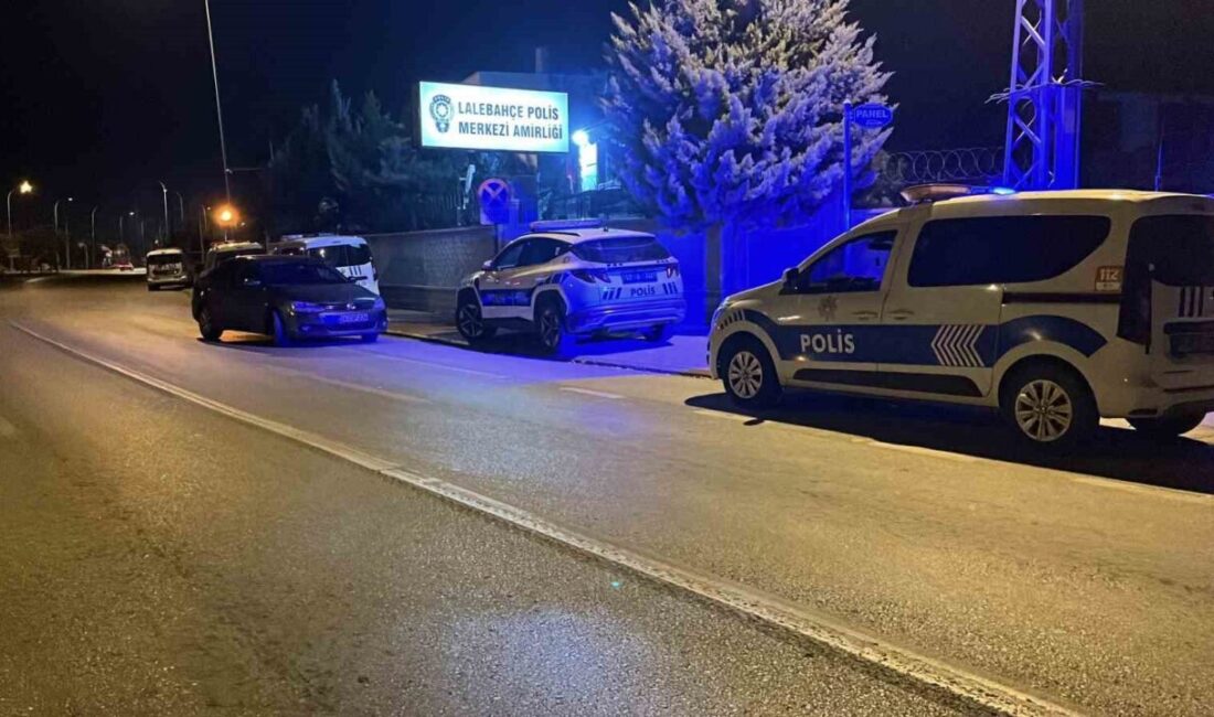 Konya'nın Meram ilçesinde husumetli olduğu kişiler tarafından bıçaklanan 18 yaşındaki