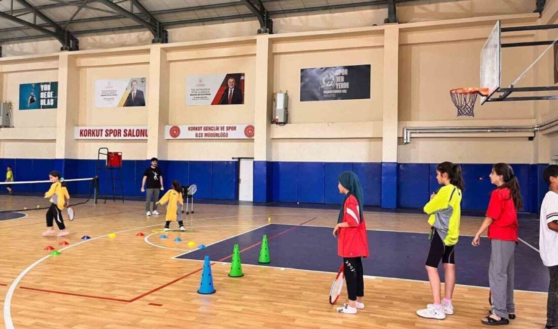 Korkut’ta Tenis Antrenmanları Devam Ediyor, Genç Sporcular Yoğun İlgi Gösteriyor Muş'un Korkut ilçesinde, Korkut Gençlik ve Spor İlçe Müdürlüğü tarafından