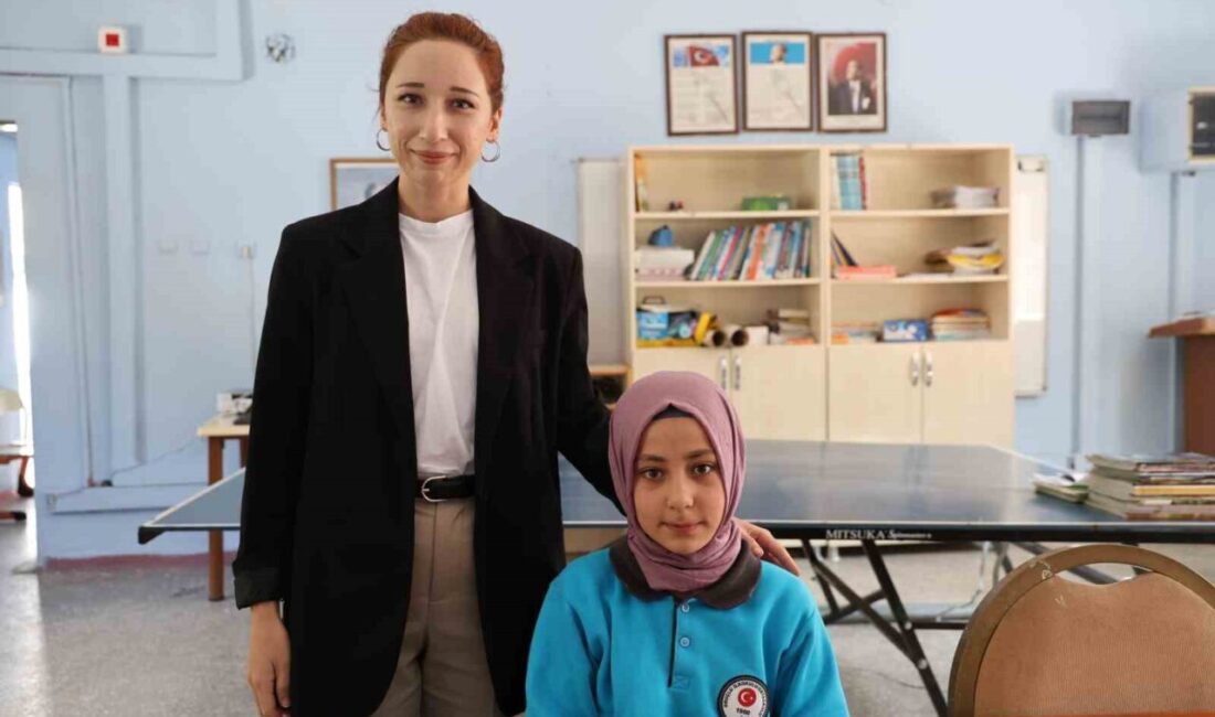 Adana'nın Feke ilçesine bağlı Oruçlu İlköğretim ve Ortaokulu, 45 öğrencisiyle