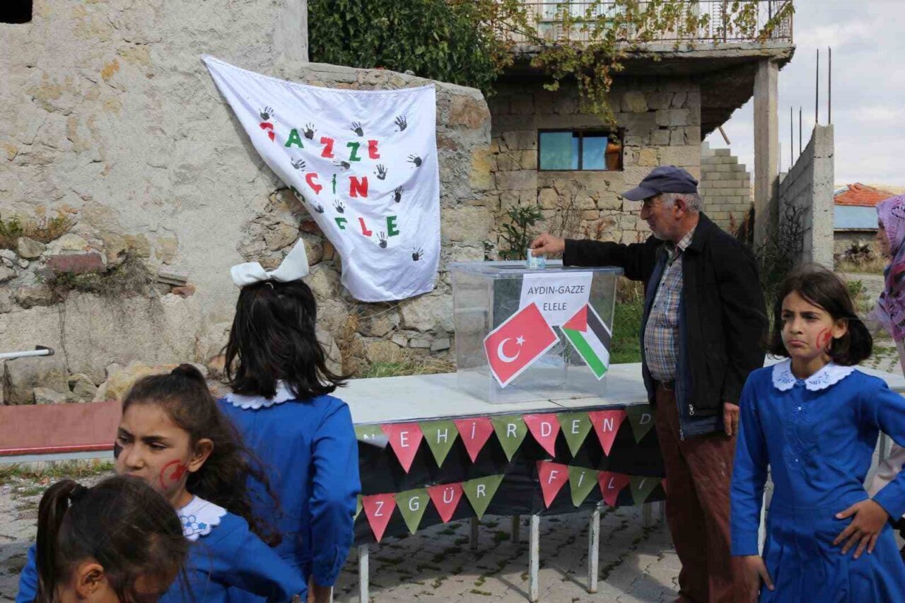 Afyonkarahisar'ın Şuhut ilçesindeki Aydın Köyü İlkokulu, Milli Eğitim Bakanlığı'nın ÇEDES