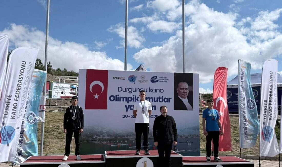 Muğla'nın Köyceğiz ilçesinden Naip Hüseyin Anadolu Lisesi öğrencisi Poyraz Yıldırım,