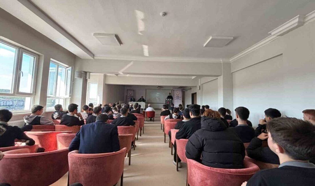 Kütahya’da İmam Hatipliler Haftası Kapsamında “İmam Hatipli Olmak Nedir?” Konulu Konferans Gerçekleştirildi Kütahya Şehit Selim Cansız Anadolu İmam Hatip Lisesi'nde düzenlenen "İmam