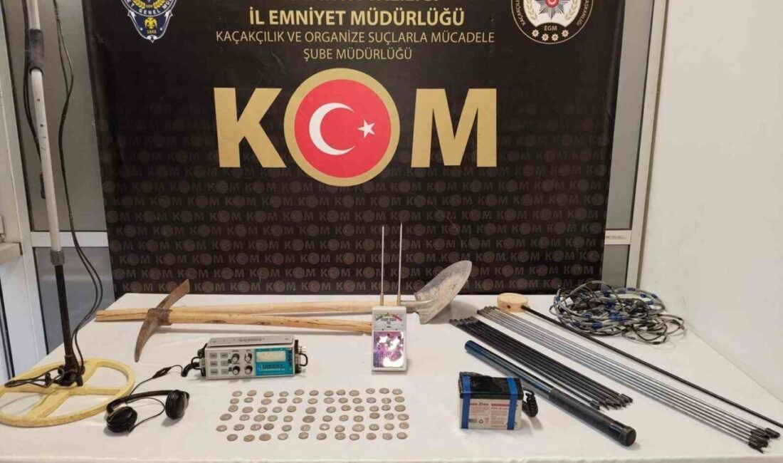 Kütahya İl Emniyet Müdürlüğü, tarihi eser kaçakçılığına yönelik operasyonda durdurduğu