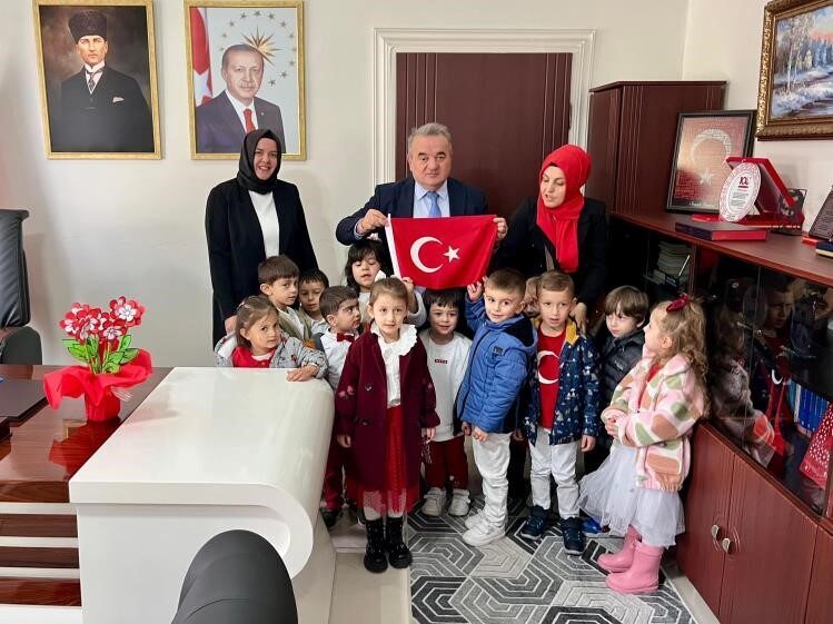 Bozüyük'te Halime Hatun Anaokulu öğrencileri tarafından gerçekleştirilen "Kutsal Emanet" projesi