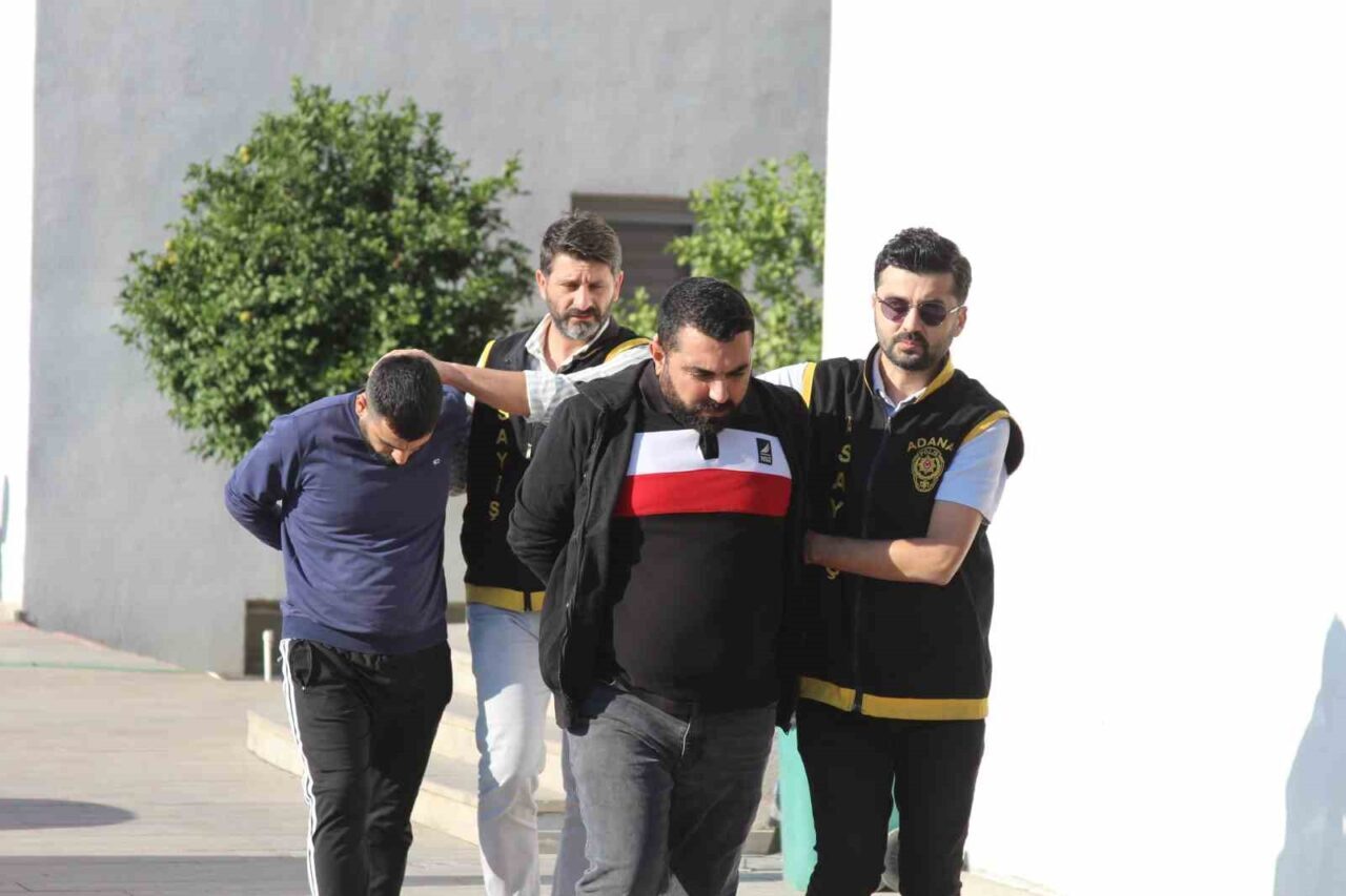 Adana’da Kuzenler Arasındaki Kavga Kanlı Bitti: Bir Kişi Hayatını Kaybetti