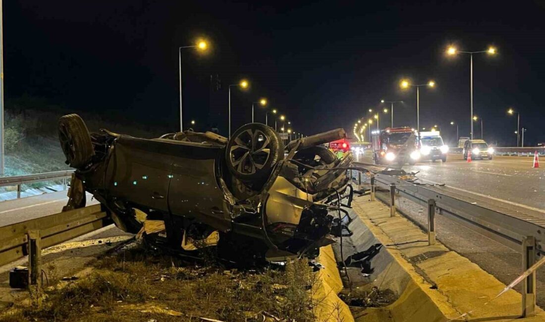 Kocaeli'nde Kuzey Marmara otoyolunda meydana gelen kazada iki kişi yaşamını