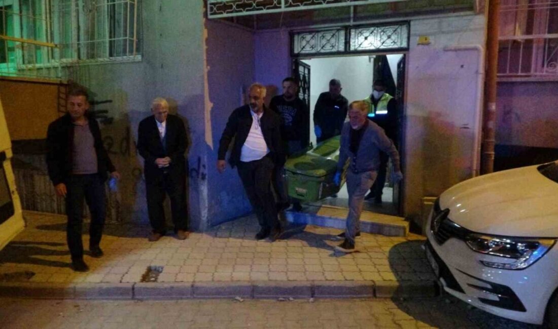 Malatya'nın Battalgazi ilçesinde 83 yaşındaki Mehmet Dağlı, yalnız yaşadığı evinde