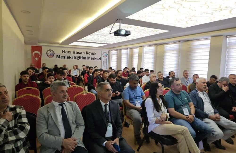 Malatya'da, Erasmus+ KA2 destekli "EVTA 4.0" projesinin üçüncü toplantısı yapıldı.