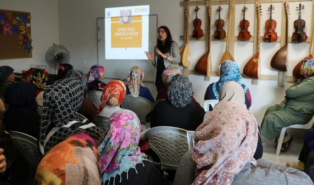 İnönü Üniversitesi, Kadınlar İçin Hijyen Eğitimi Düzenledi İnönü Üniversitesi, kadınlara yönelik hijyen eğitimi düzenledi. Doç. Dr. Gülçin