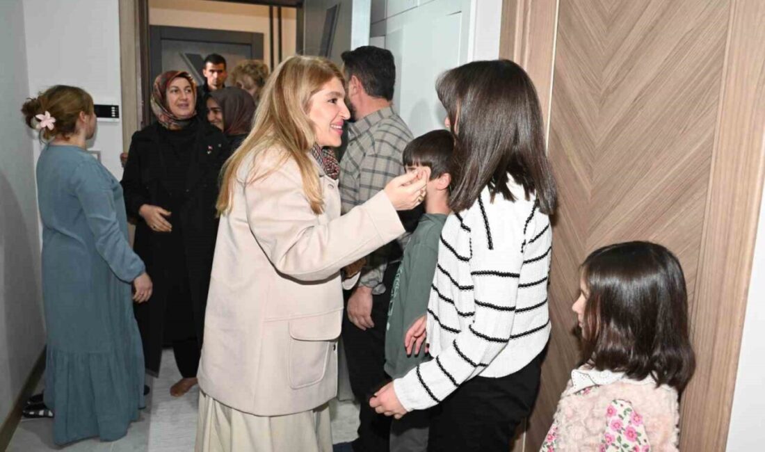 Milletvekili Ölmeztoprak, Ferhadiye Mahallesi’nde Vatandaşlarla Kira Yardımları ve Altyapı Konularını Görüştü AK Parti Malatya Milletvekili İnanç Siraç Kara Ölmeztoprak, Battalgazi Ferhadiye