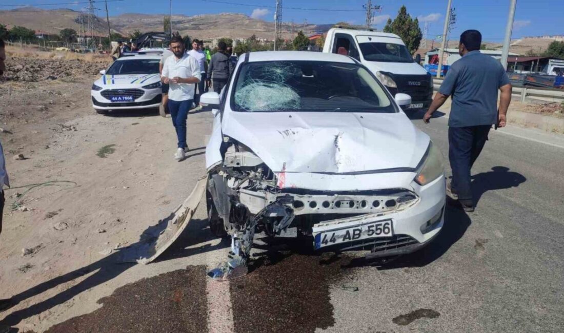 Malatya’da sepetli motosiklet ile otomobilin çarpıştığı kazada 71 yaşındaki sürücü hayatını kaybetti. Malatya’nın Akçadağ ilçesinde sepetli motosiklet sürücüsü Fehmi Maskar (71), otomobille