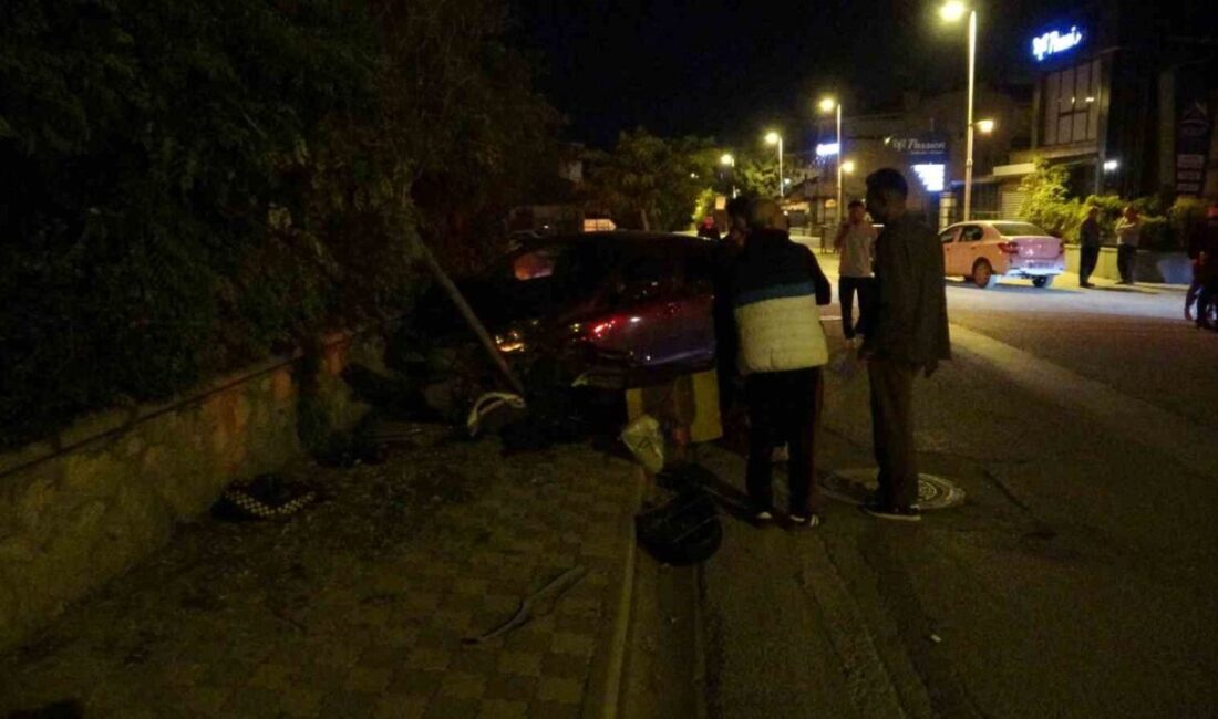 Malatya'nın Yeşilyurt ilçesinde, otomobil ve motosikletin çarpışması sonucu E.K. ve