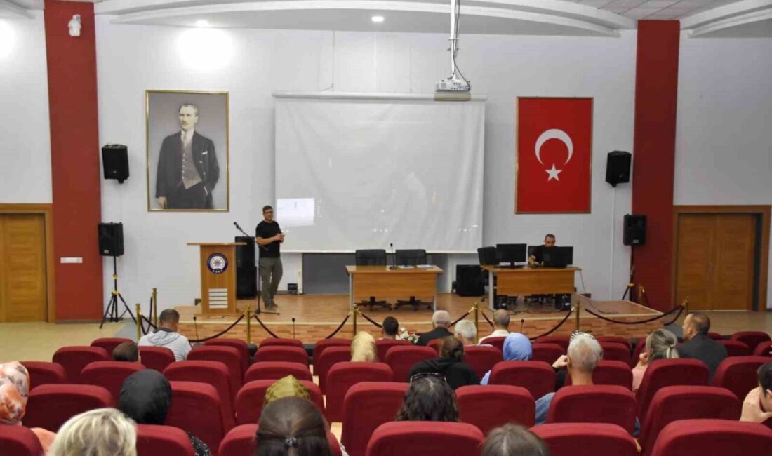 Malatya’da Özel Güvenlik Görevlilerine Güvenlik Eğitimi Verildi Malatya İl Emniyet Müdürlüğü, şehirdeki öğrenci yurtlarında görev yapan özel