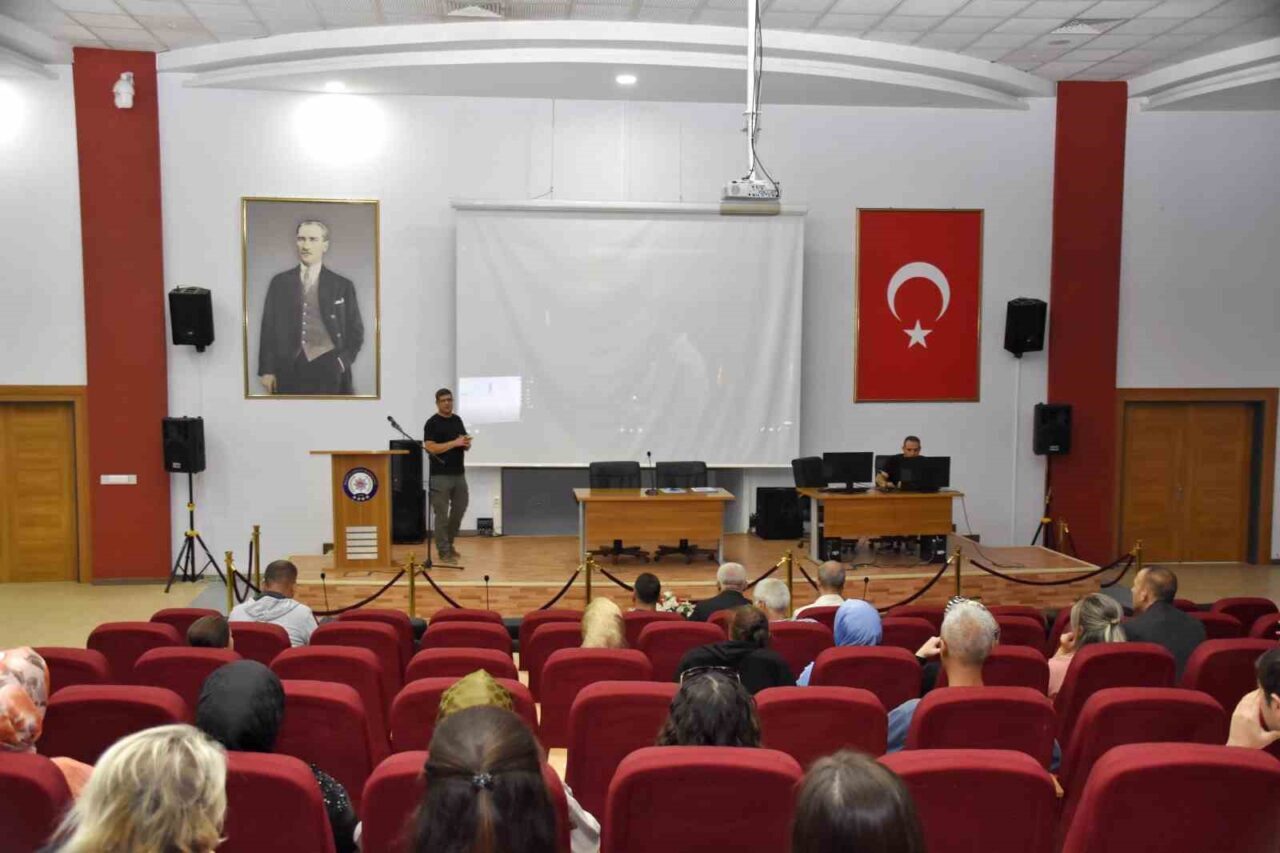 Malatya İl Emniyet Müdürlüğü, öğrenci yurtlarındaki özel güvenlik görevlilerine KAAN