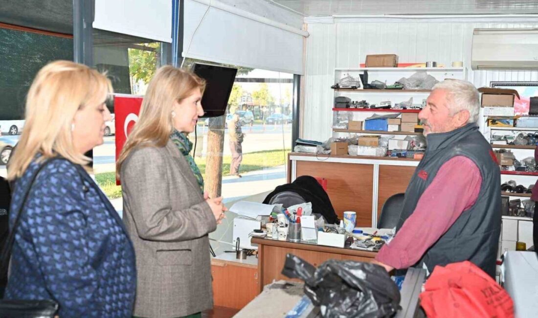 Malatya Milletvekili İnanç Siraç Kara Ölmeztoprak’tan Hizmet ve Üretim Vurgusu AK Parti Malatya Milletvekili İnanç Siraç Kara Ölmeztoprak, Malatya'da çeşitli